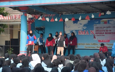 MERIAH DAN BERSEMANGAT PARA SISWA/I SMAN 1 KOPO IKUTI PERLOMBAAN AGUSTUSAN